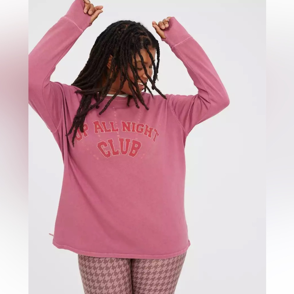 Aerie Offline “Up All Night Club” Oversized Long Sleeve Tee With Thumb Holes